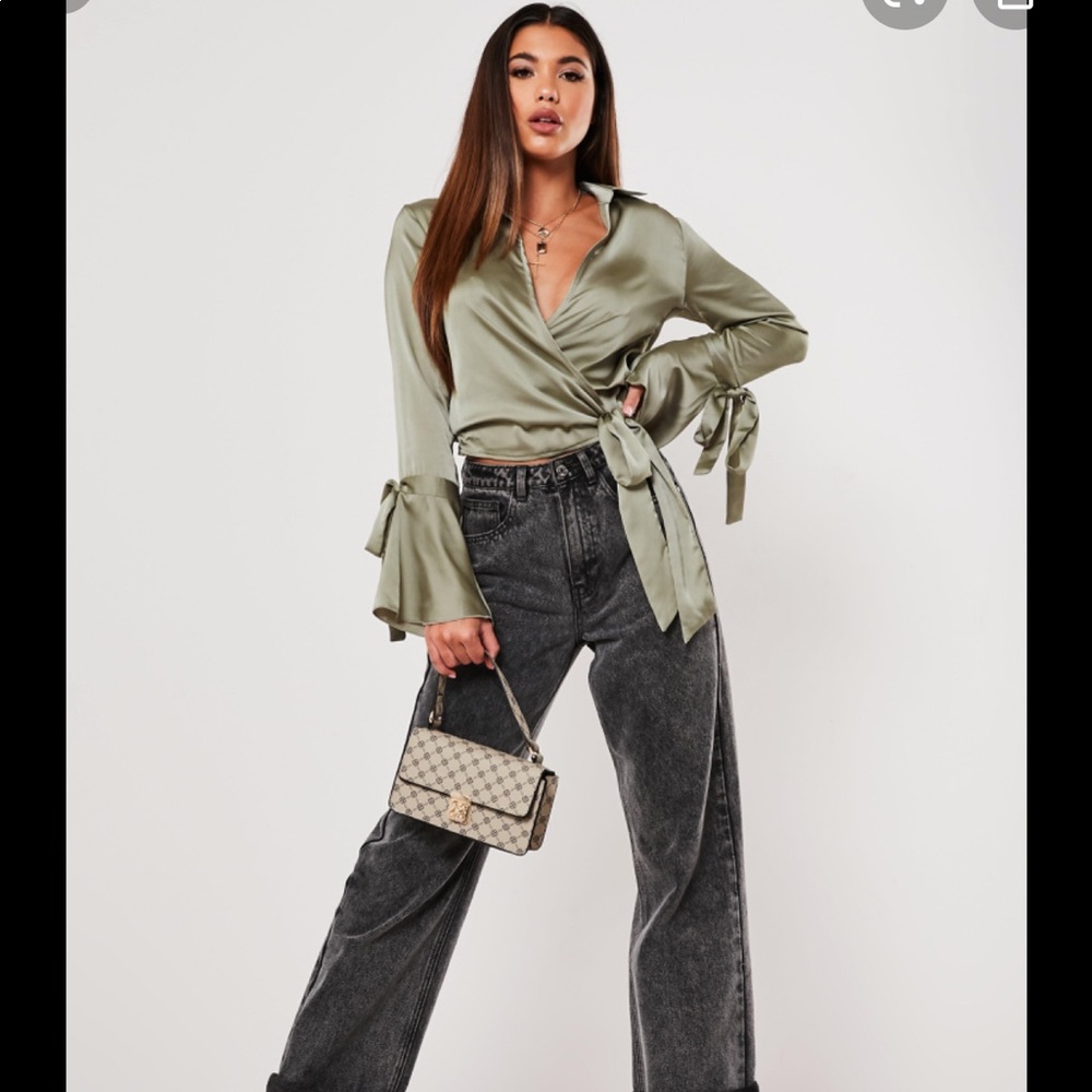 MISSGUIDED Side Tie Top
